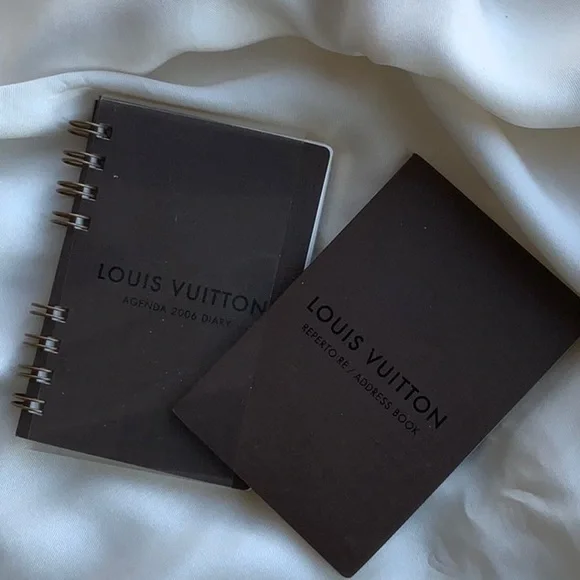 Louis Vuitton address book/agenda refill 2006 - Picture 4 of 9